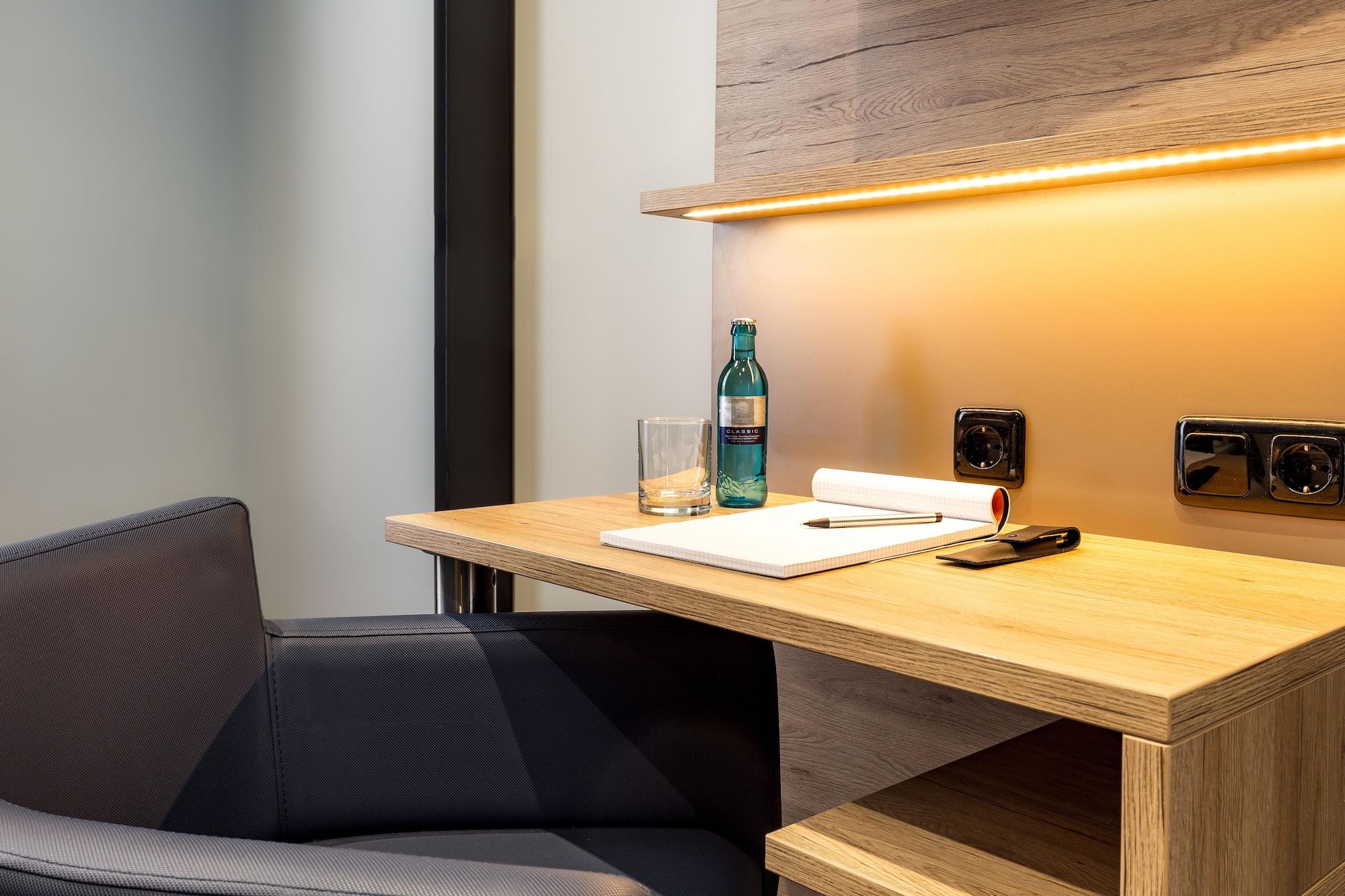 Comfort Frankfurt Station 3*