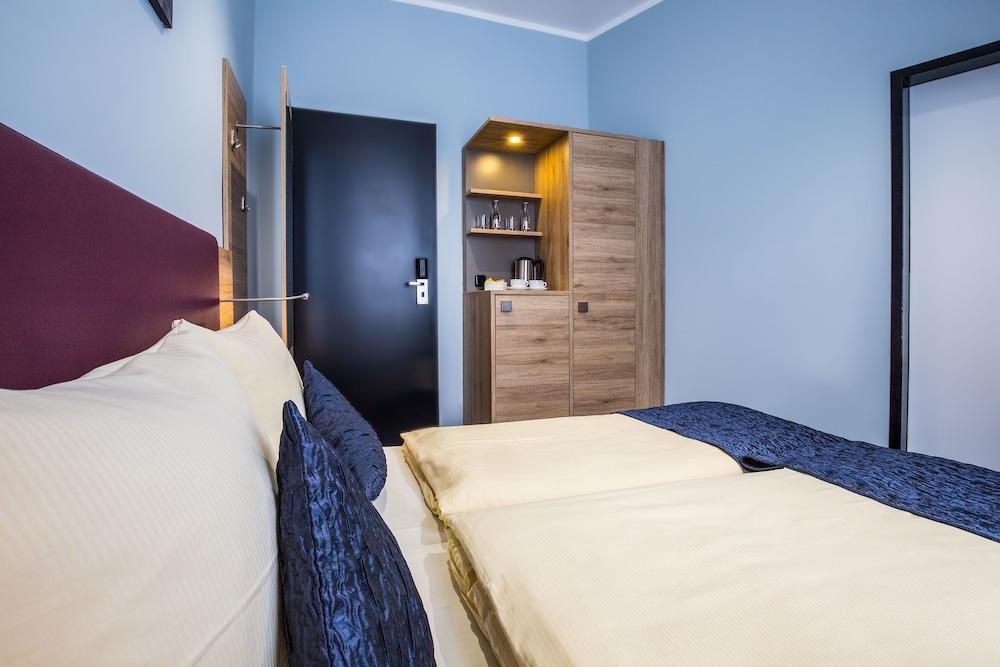 Hotel Comfort Frankfurt Station 3*