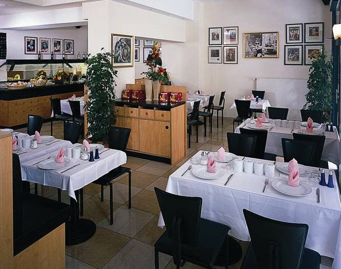 Hotel Comfort Frankfurt Station 3*