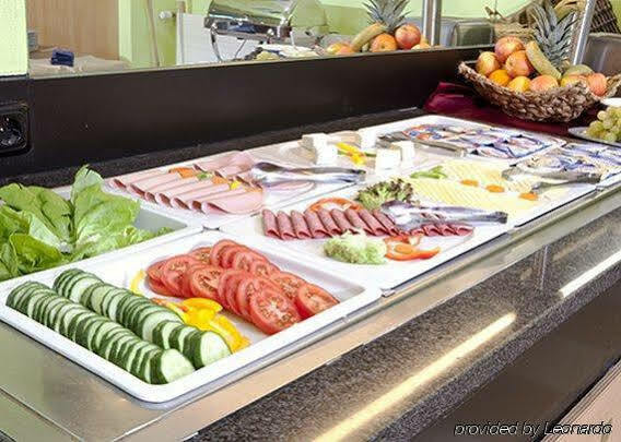 Comfort Frankfurt Station Hotel 3*